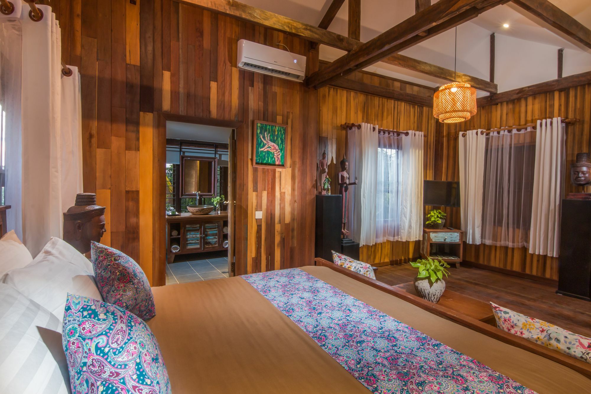 Isann Villa Siem Reap Exterior photo